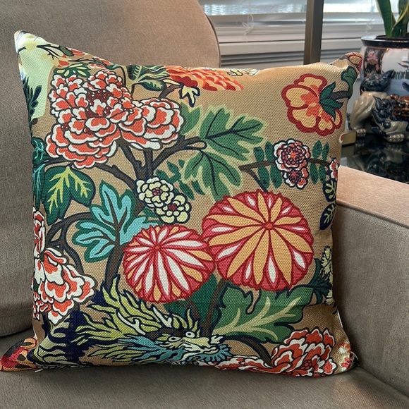 COPY - Chinoiserie Dragon 🐉 Pillow Covers - Picture 2 of 9